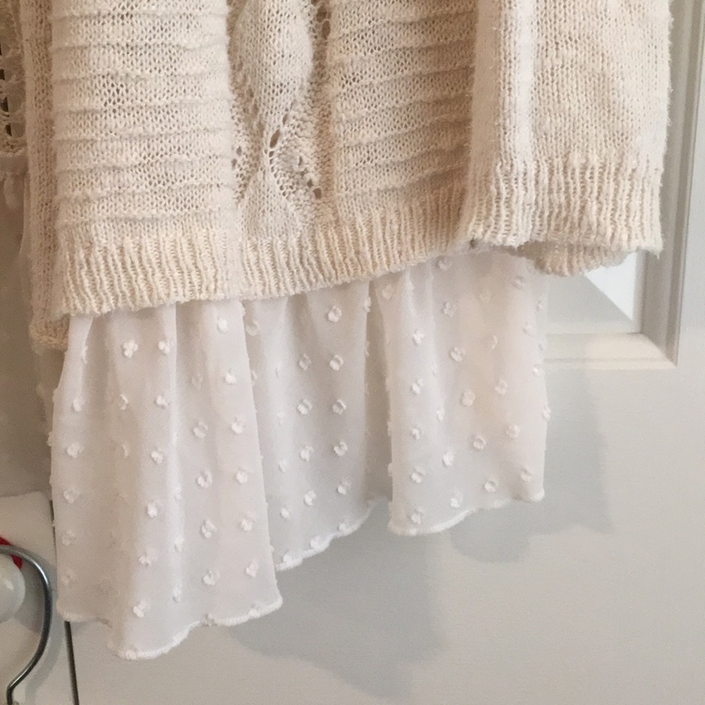 Off white sweater - Picture 3 of 4